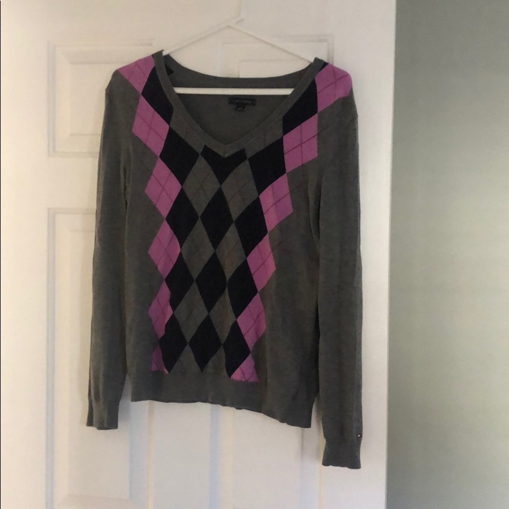 Tommy Hilfiger V-neck sweater Size large